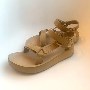Teva Midform Universal Leather Desert Sand